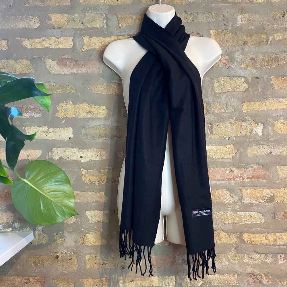 100% CASHMERE BLACK SCARF